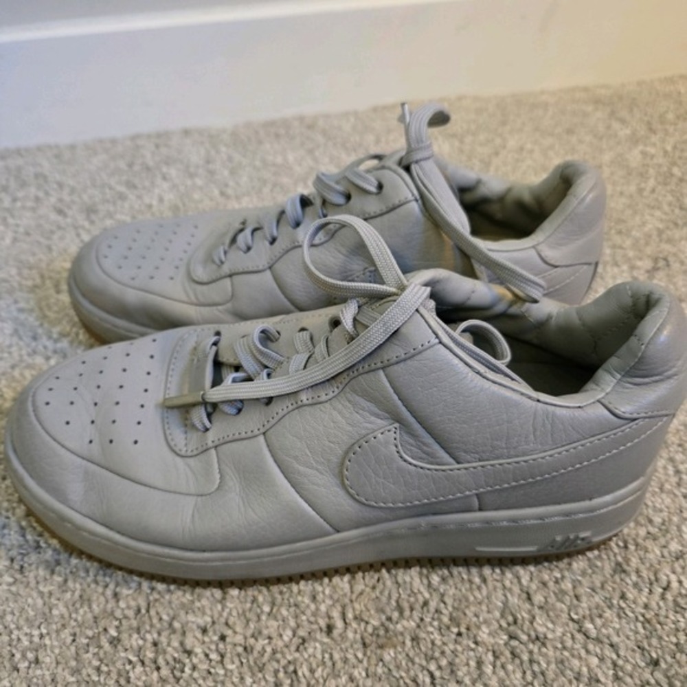 NIKE AF1 LOW UPSETP PINNACLE MATTE SILVER 856477 001 AIR FORCE 1 Wmn Sz 8.5 Lthr